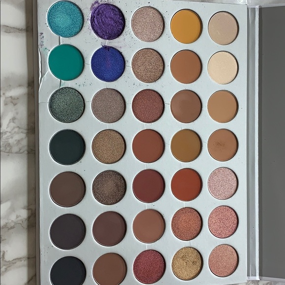 Jaclyn Hill eyeshadow palette - Picture 3 of 3